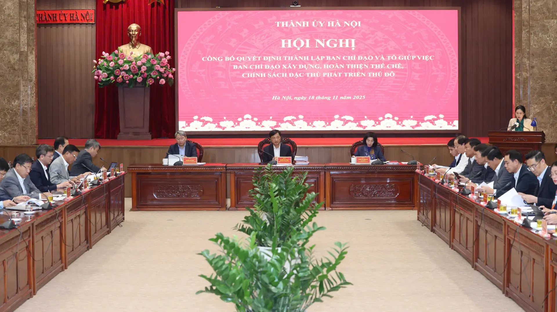 Điều chỉnh, bổ sung chính sách vì sự phát triển Thủ đô